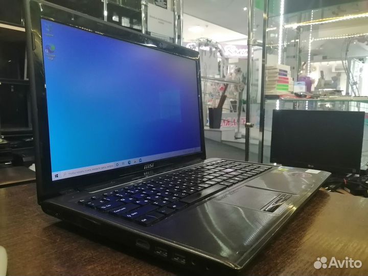 Ноутбук MSI Intel Core i3 4000M GeForce 820M 2GB