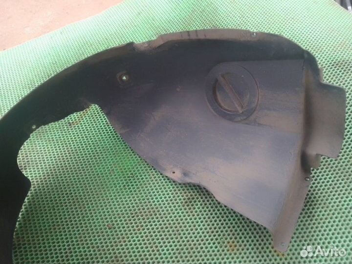 Подкрылок передний правый LADA Vesta 21179 2018