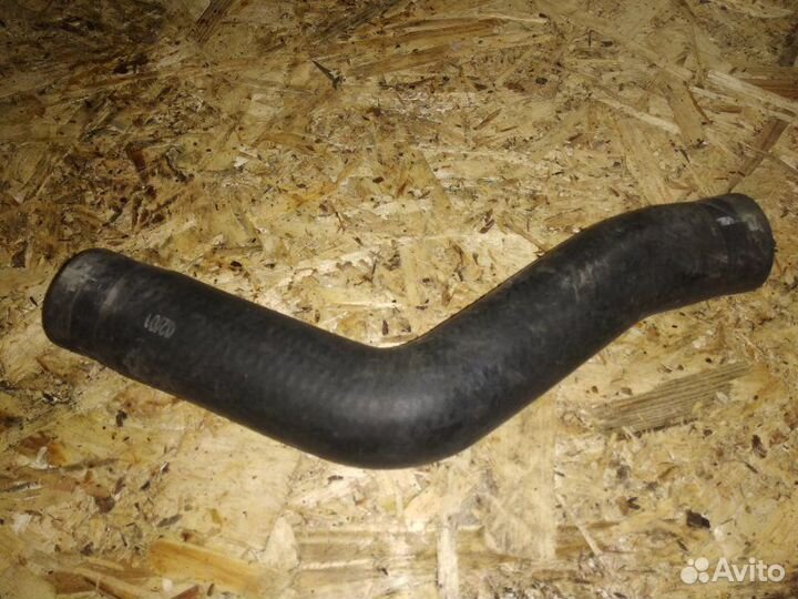 Патрубок системы охлаждения Ford Transit FY 2.0L