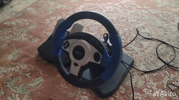 Игровой руль 