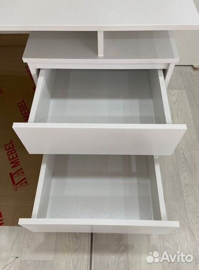 Стол письменный Кайт, отличное качество