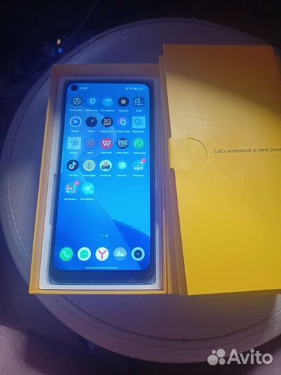Сотовый телефон realme 8pro