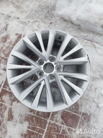 Диск литой Toyota R 17 5x114.3