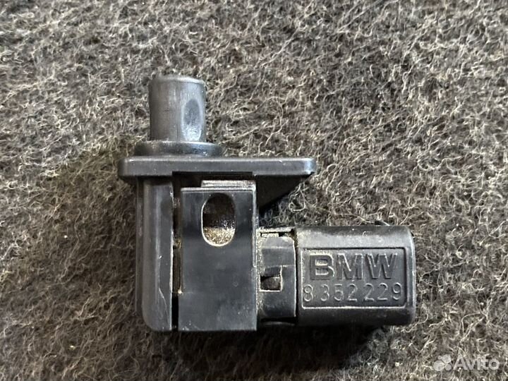 Концевик капота BMW 6 e63 X5 e62 e60