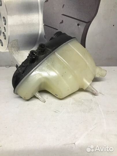 Бачок расширительный Mercedes-Benz S-Class W222