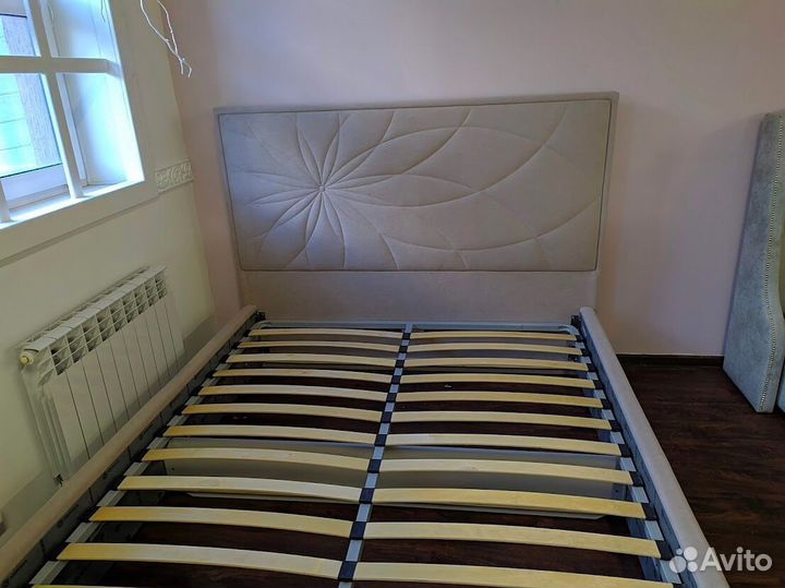 Кровать двуспальная от производителя