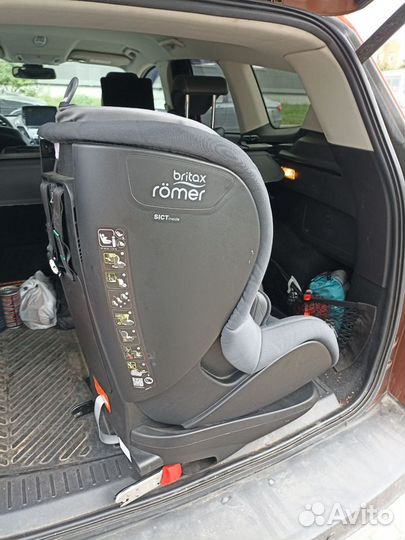 Автомобильное кресло britax romer