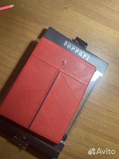 Чехол Ferrari для iPad