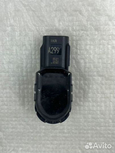 Парктроник Toyota Rav4 50 2018-2023