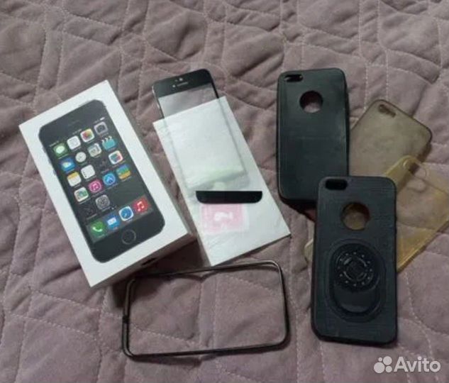 Чехлы и защитные стёкла