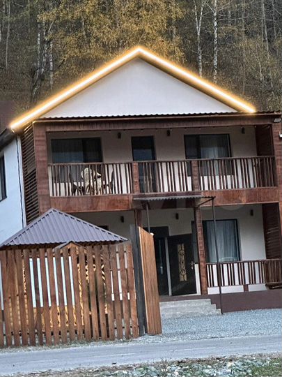 Гостиница, 200 м² домики, коттедж,жилье в Теберде