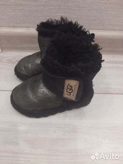 Угги UGG детские натуральные р. 23