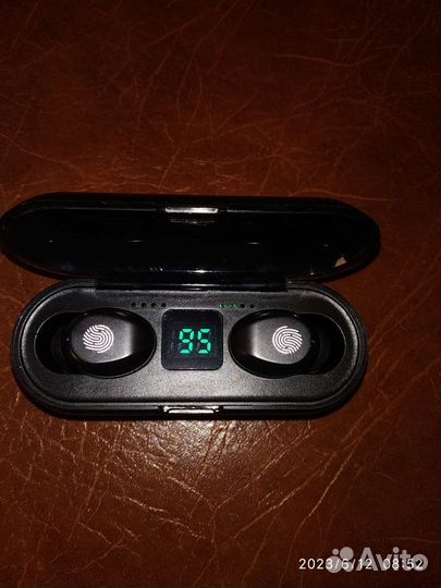 Беспроводные наушники xiaomi TWS