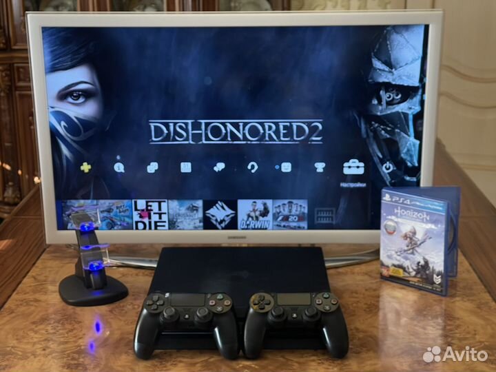 PlayStation 4 Pro CUH-7208B (Много Игр)