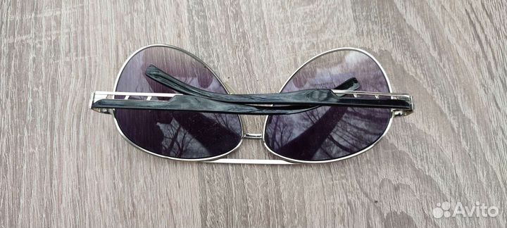 Солнцезащитные очки женские брендовые