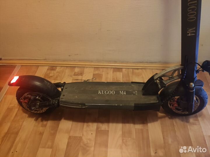 Электросамокат kugo M4