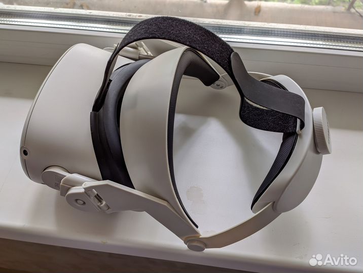 VR шлем Oculus Quest 2 64Gb