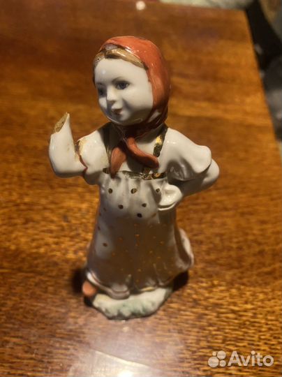 Юная плясунья фарфоровая статуэтка лфз