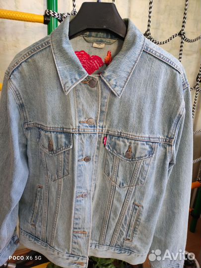 Джинсовая куртка женская levis