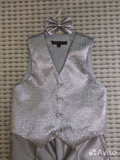 Нарядный костюм-двойка на мальчика 116