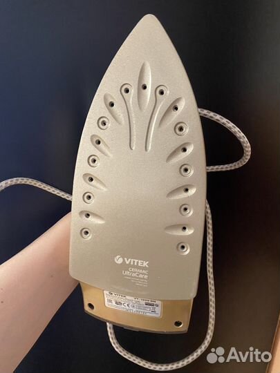 Утюг Vitek