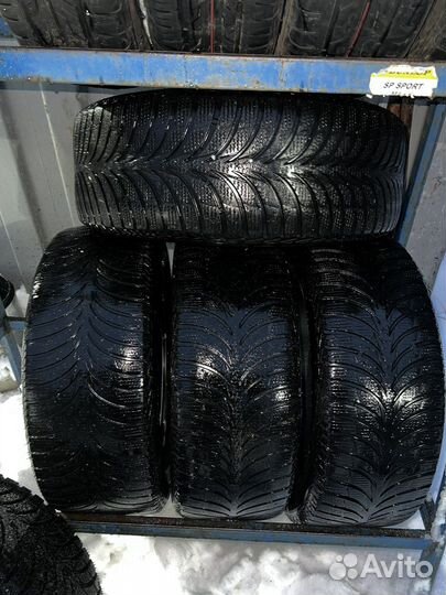 Goodyear UltraGrip Ice+ 215/55 R17