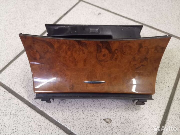 Пепельница Mercedes w211