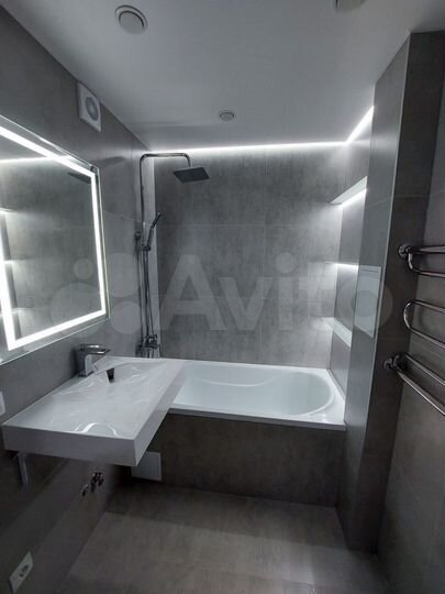 2-к. квартира, 42 м², 2/5 эт.