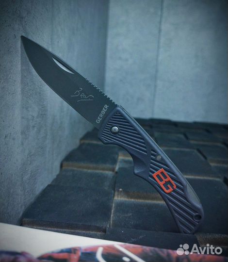 Нож Gerber серый