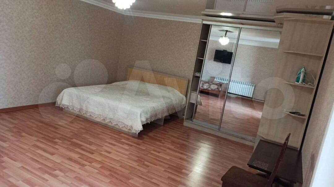 3-к. квартира, 115 м², 1/3 эт.