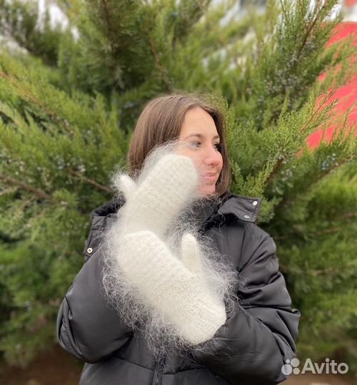 Варежки белые из козьего пуха Ручная работа