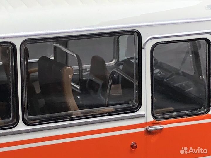 Лаз 699Р Песок Demprice 1:43