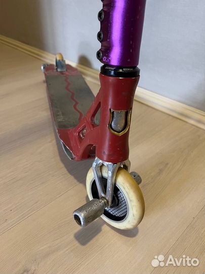 Трюковой самокат кастом в стрит