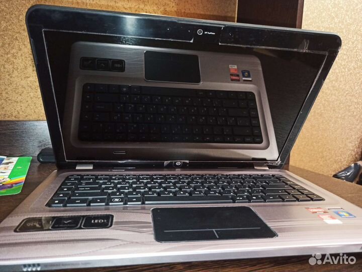 Ноутбук новый, металлический корпус