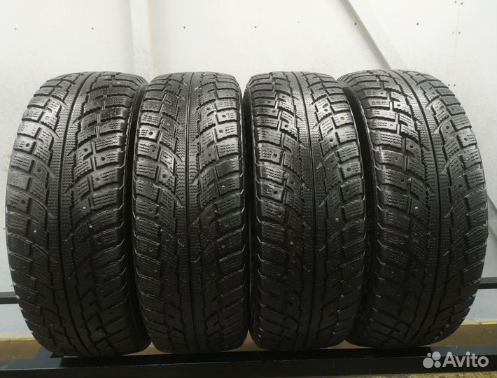 Kumho I'Zen RV Stud KC16 215/60 R17 99W