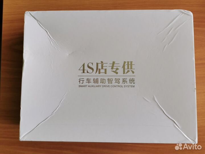 Видеорегистратор скрытой установки Toyota RAV4 5