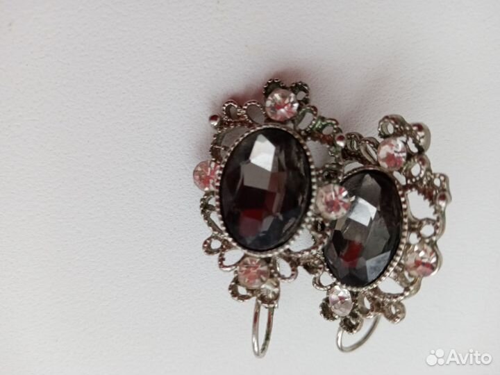 Колье ожерелье