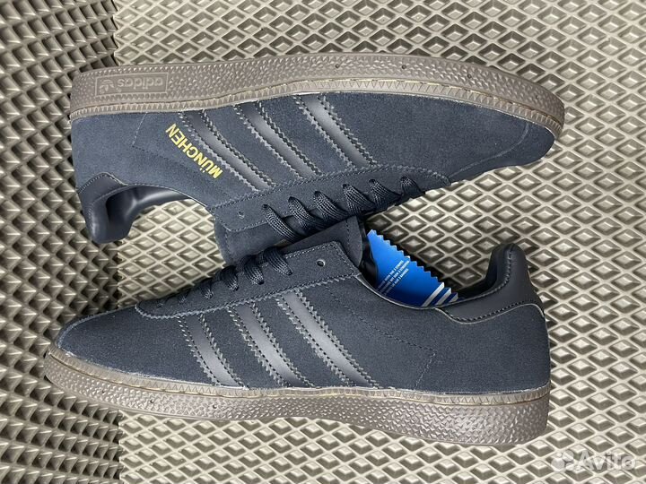 Кроссовки adidas munchen синий