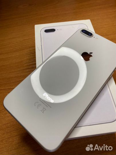 iPhone 8 Plus, 64 ГБ