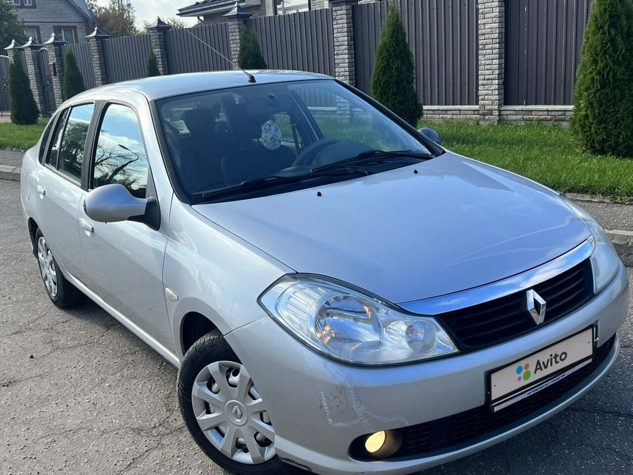 Renault Symbol: фото владельца