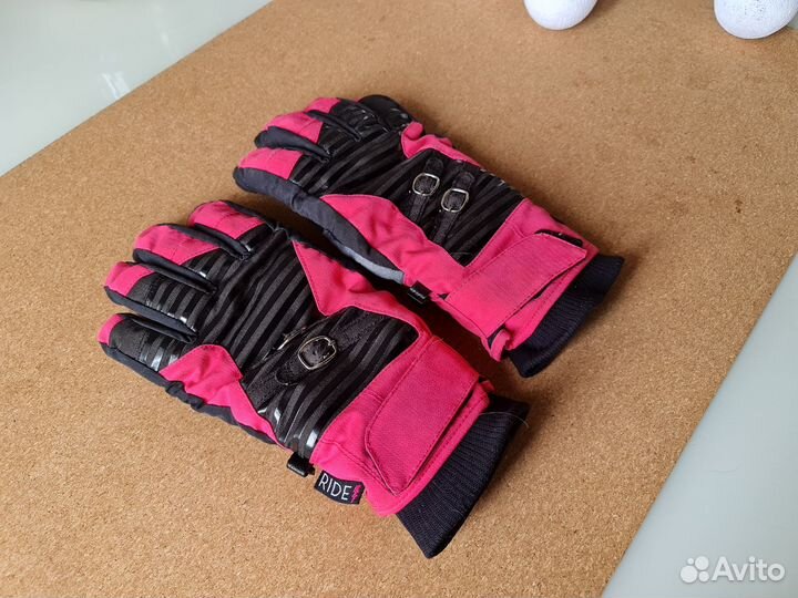 Перчатки горнолыжные сноуборд M женские США ride
