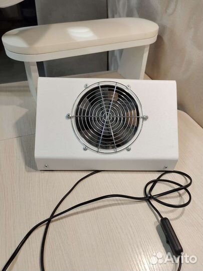 Лед лампа для маникюра