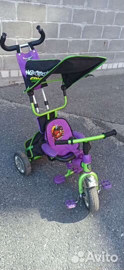 Трехколесный велосипед