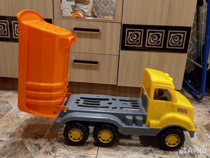 Детская машина