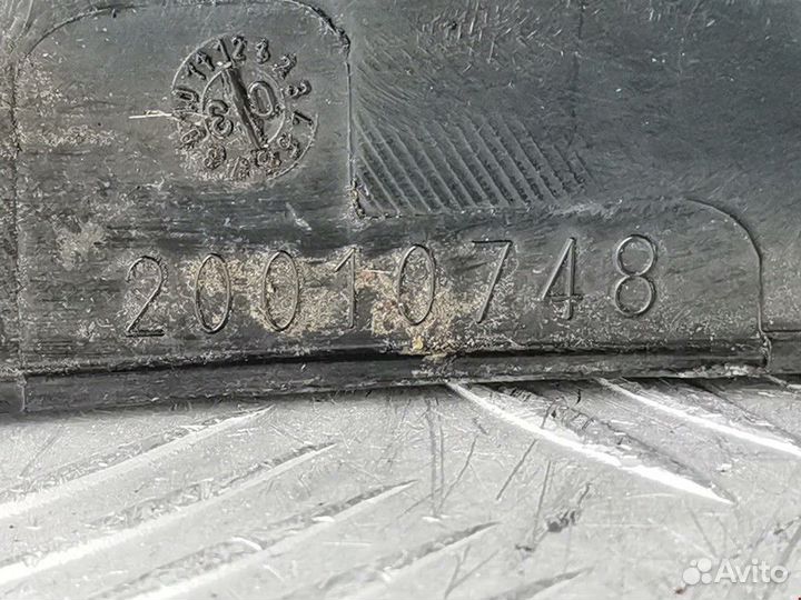 Фонарь задний правый Ford Fiesta 5 2003 1251792