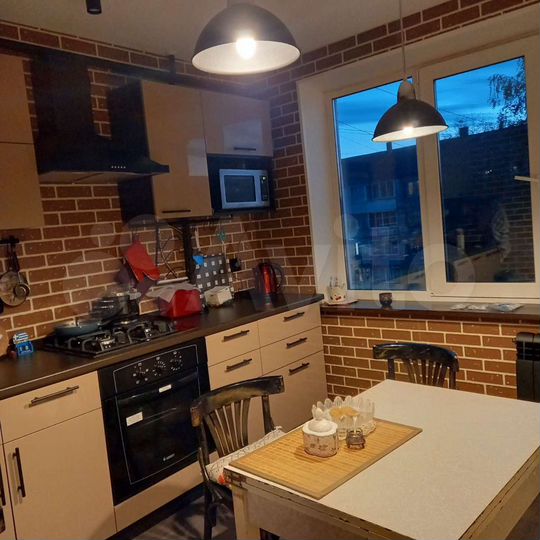 3-к. квартира, 65 м², 3/4 эт.