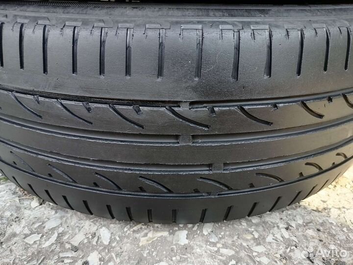 Bridgestone Dueler H/P Sport 215/60 R17