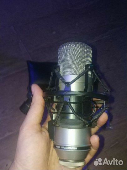Микрофон студийный Rode Broadcaster