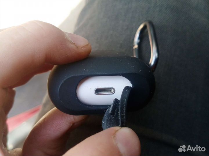 Кейс airpods 2 A1602