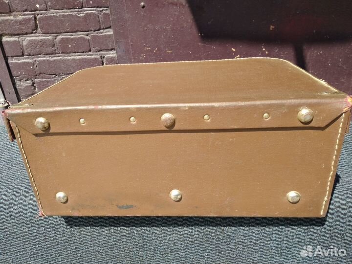 Чемодан (кофр винтажный) от швейной машины 